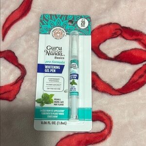 Guru Nanda Whitening Gel Pen